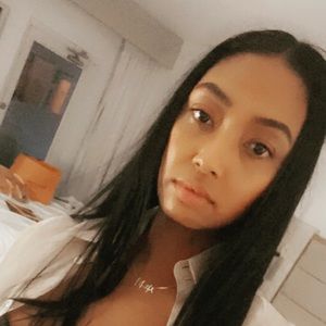 Meet your Posher, Shanika